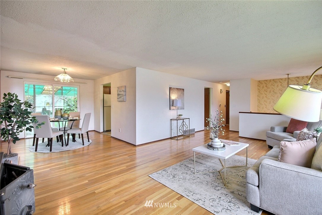 2801 Northeast 23rd Street Renton, WA 98056 - Photo 6 of 29