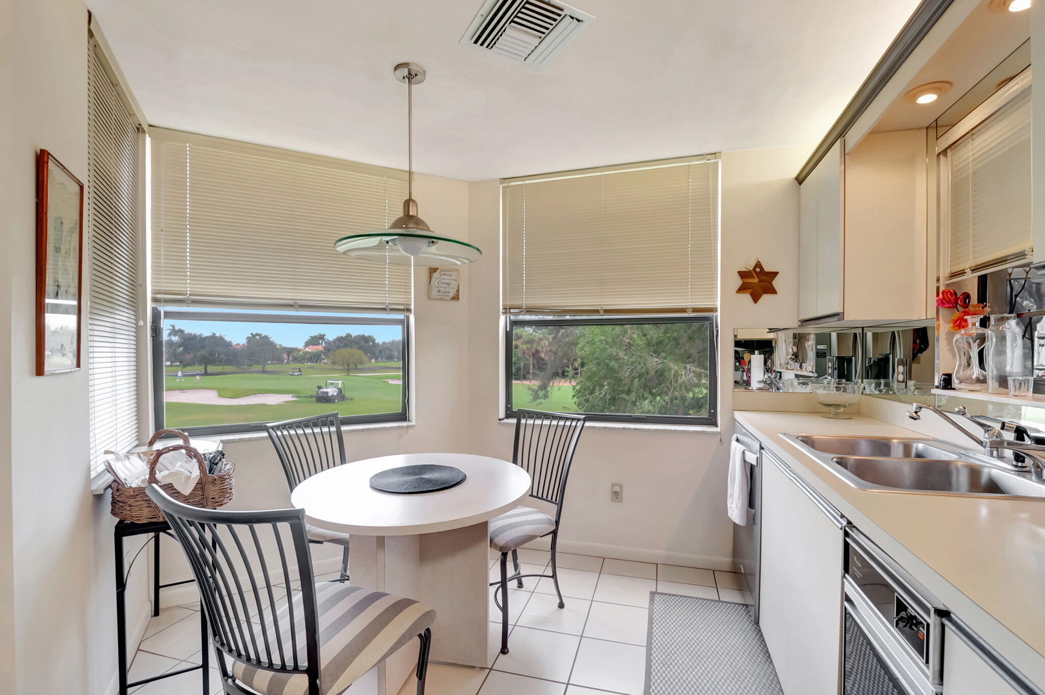 7460 La Paz Boulevard, Unit 206 Boca Raton, FL 33433 - Photo 15 of 37 Breakfast
