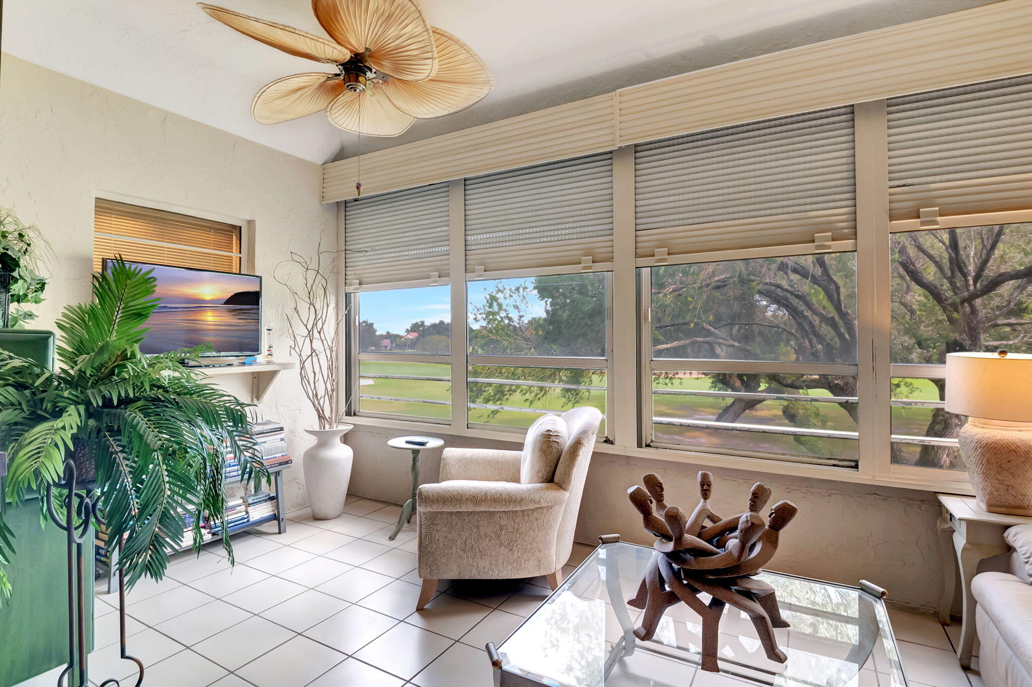 7460 La Paz Boulevard, Unit 206 Boca Raton, FL 33433 - Photo 24 of 37 Patio