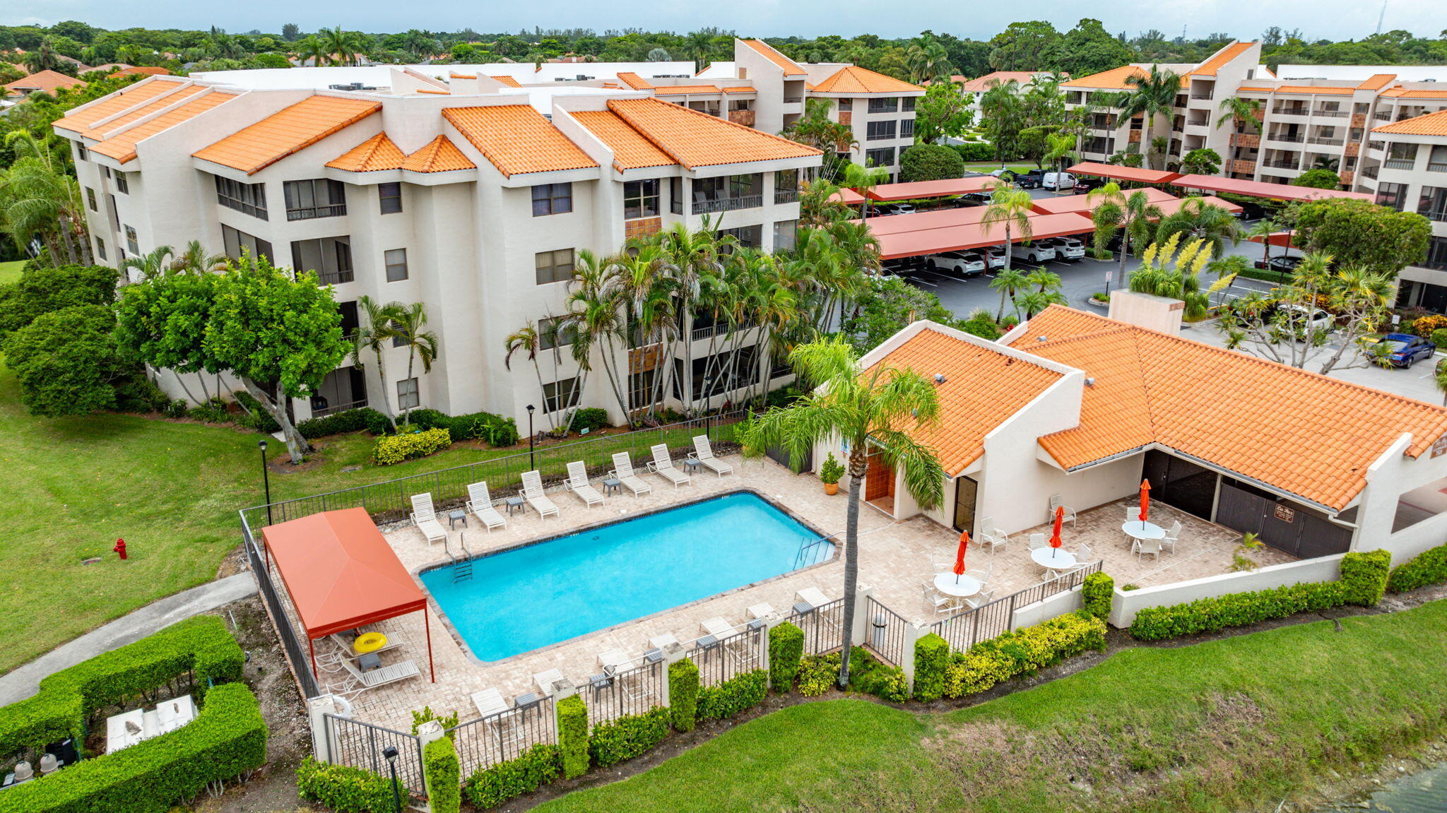 7460 La Paz Boulevard, Unit 206 Boca Raton, FL 33433 - Photo 35 of 37 Pool