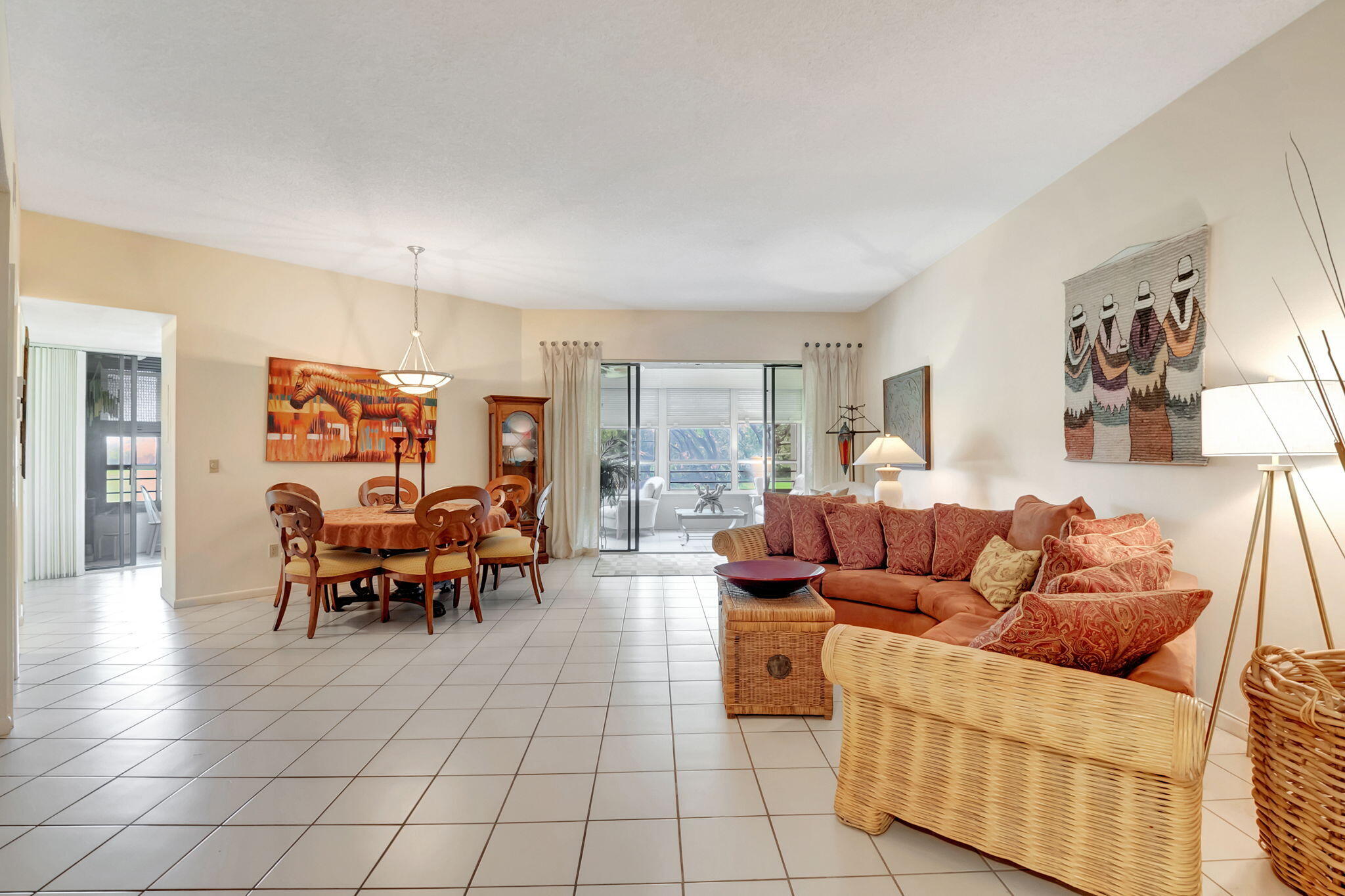 7460 La Paz Boulevard, Unit 206 Boca Raton, FL 33433 - Photo 6 of 37 Living and dining areas
