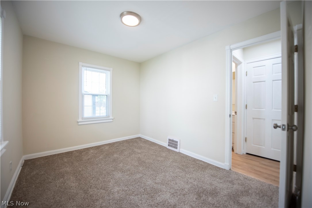 3213 Joslyn Road Cleveland, OH 44111 - Photo 24 of 50 Gallery Image 24