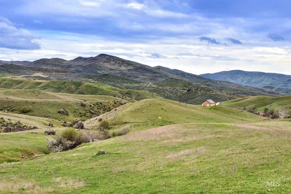 $1,700,000 | 11315 Timber Butte Road, Sweet, ID 83670