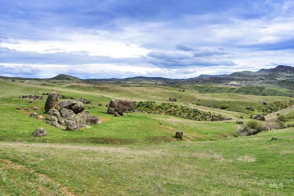 $1,700,000 | 11315 Timber Butte Road, Sweet, ID 83670