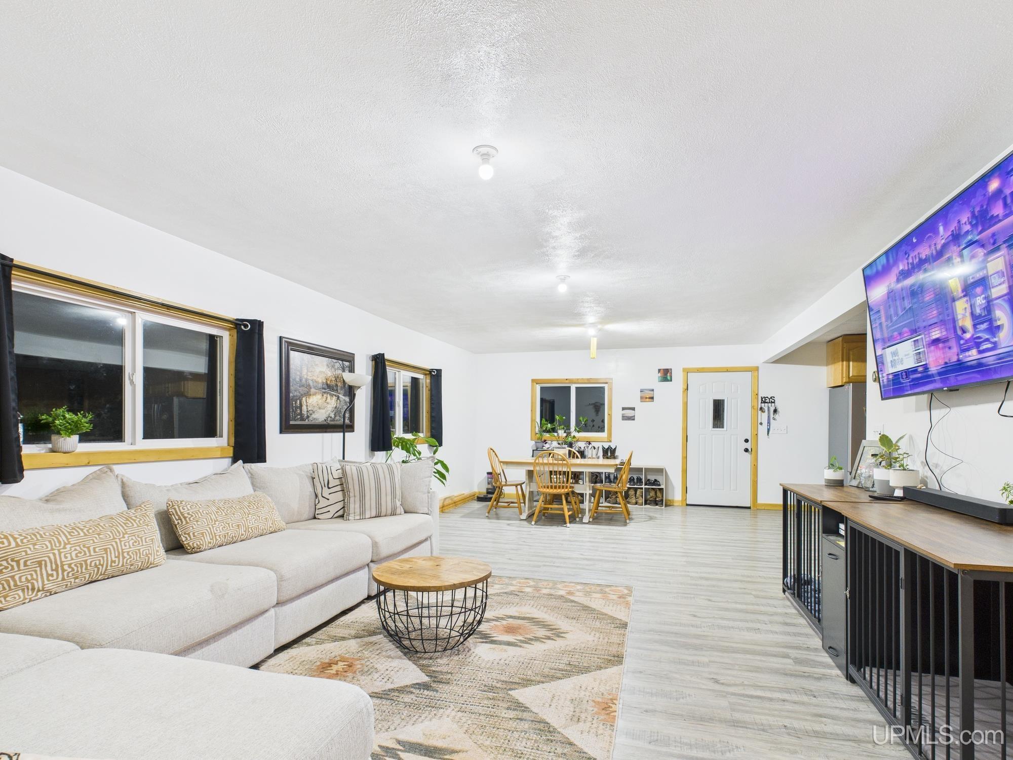 6909 Connors Road Munising, MI 49862 - Photo 4 of 20 Gallery Image 4