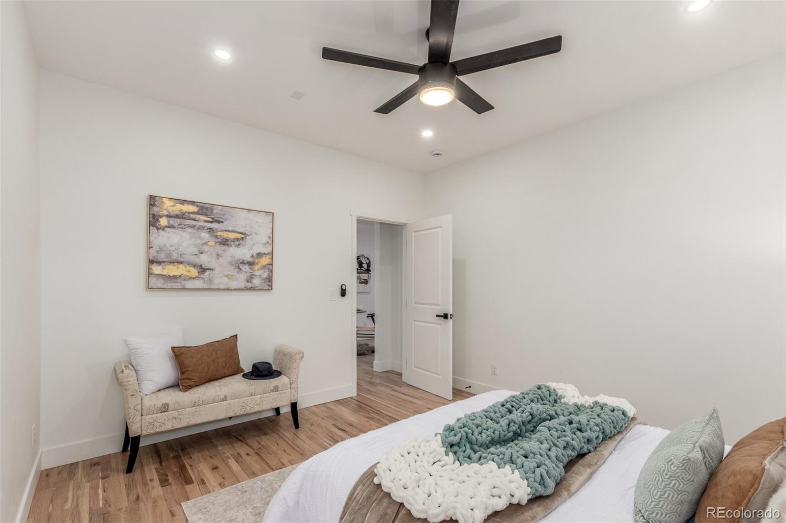 266 Stuart Street Denver, CO 80219 - Photo 10 of 28