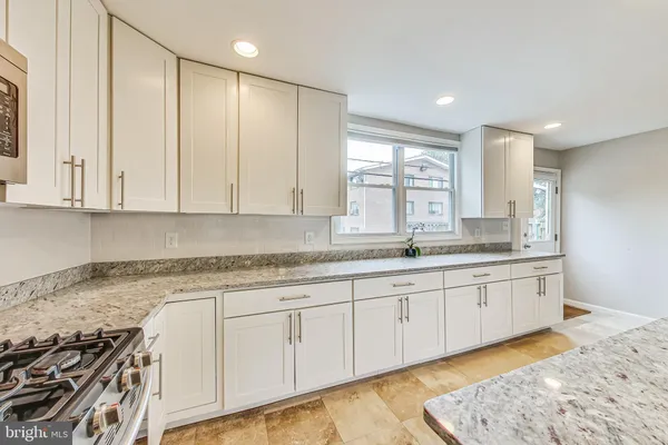 $4,375 | 627 Lamont Street Northwest, Washington, DC 20010