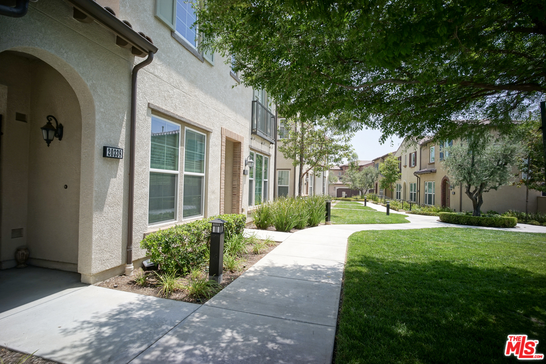 20340 Paseo Los Arcos Porter Ranch, CA 91326 - Photo 18 of 19