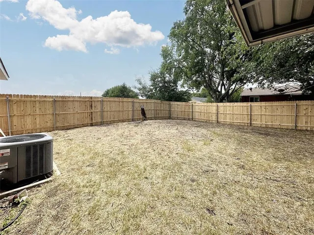 $2,000 | 4953 Wampler Drive, The Colony, TX 75056