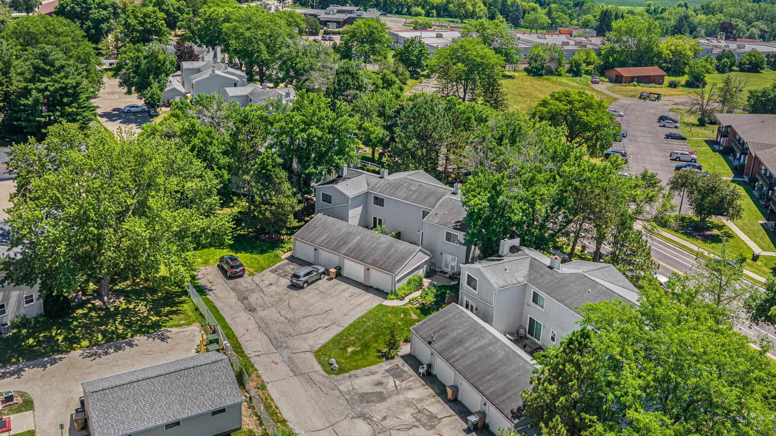2104 Post Madison, WI 53713 - Photo 32 of 41
