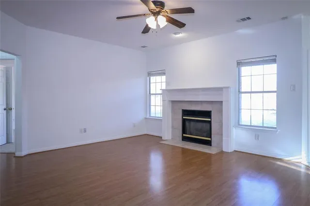 $3,200 | 504 Renfro Court, Irving, TX 75063