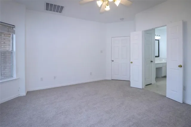 $3,200 | 504 Renfro Court, Irving, TX 75063