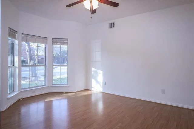 $3,200 | 504 Renfro Court, Irving, TX 75063