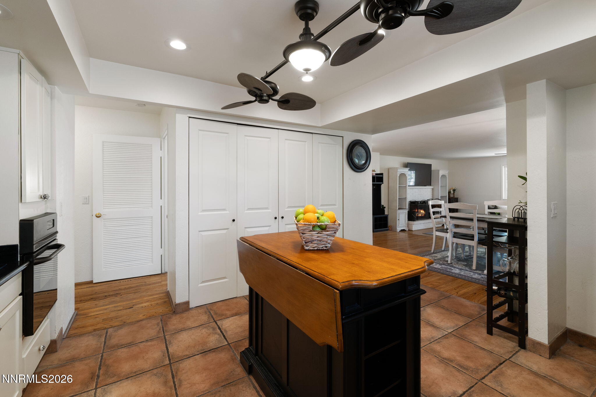 2915 Solari Drive Reno, NV 89509 - Photo 14 of 44 14-web-or-mls-2915 Solari-9