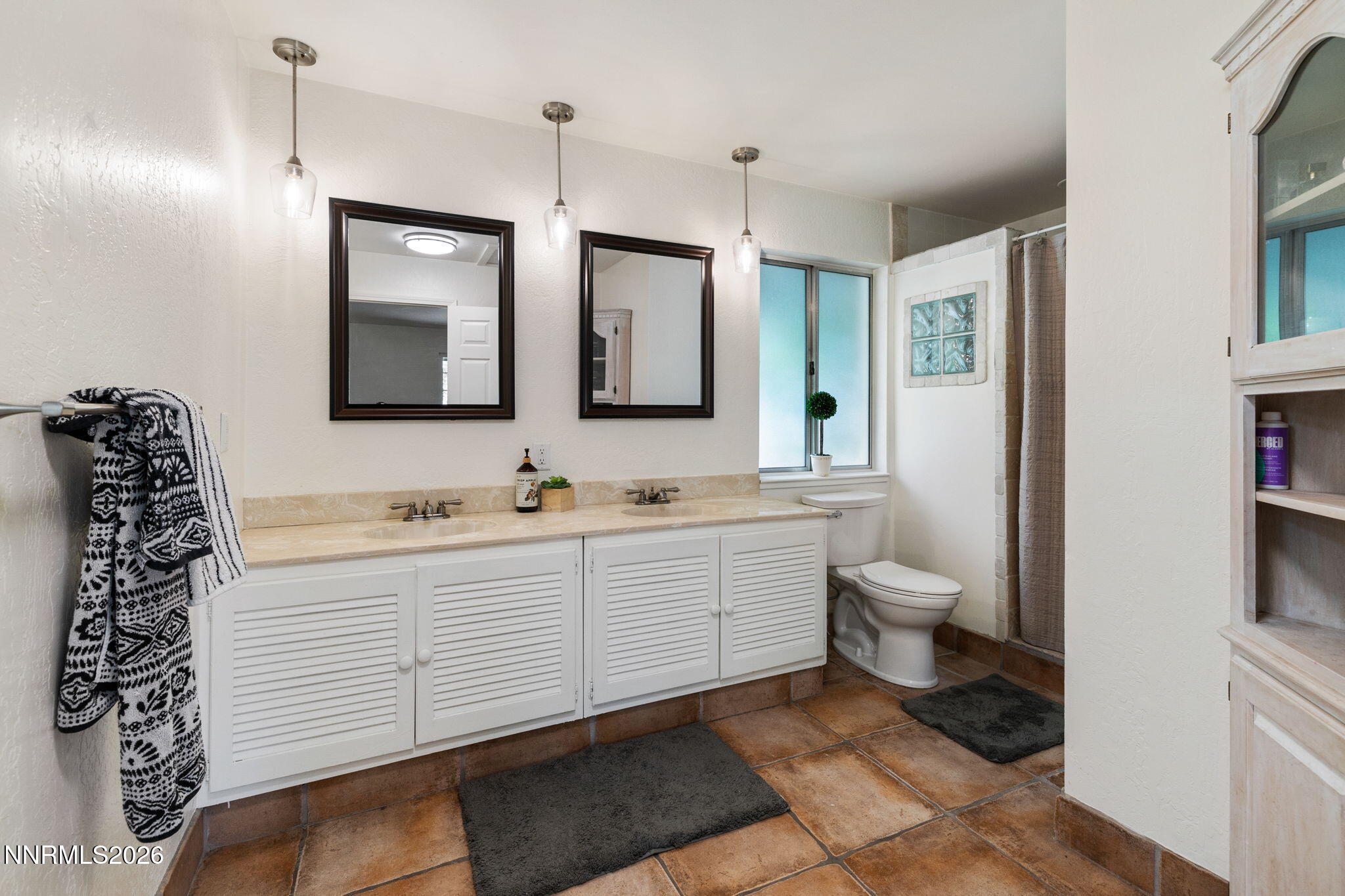 2915 Solari Drive Reno, NV 89509 - Photo 21 of 44 21-web-or-mls-2915 Solari-15