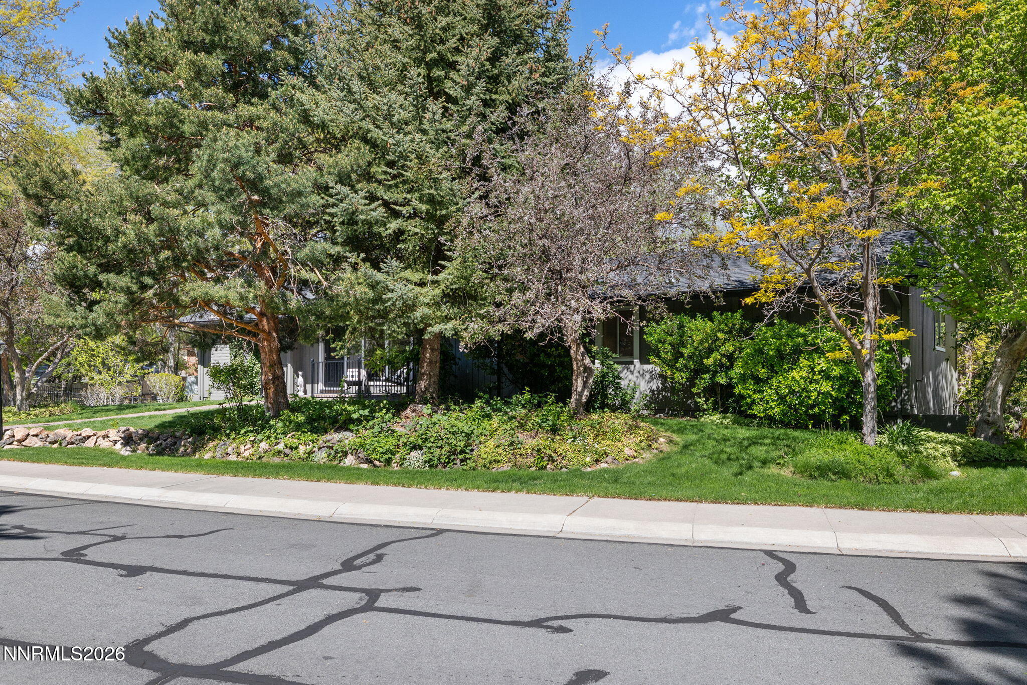 2915 Solari Drive Reno, NV 89509 - Photo 3 of 44 3-web-or-mls-2915 Solari-27