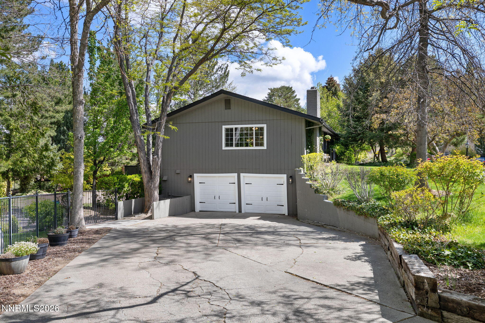 2915 Solari Drive Reno, NV 89509 - Photo 5 of 44 5-web-or-mls-2915 Solari-29