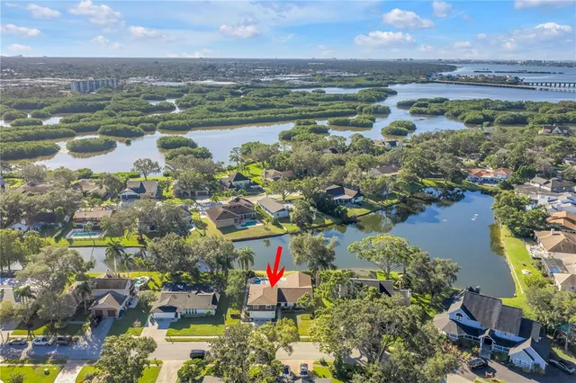 $899,900 | 8950 Baywood Park Drive, Seminole, FL 33777