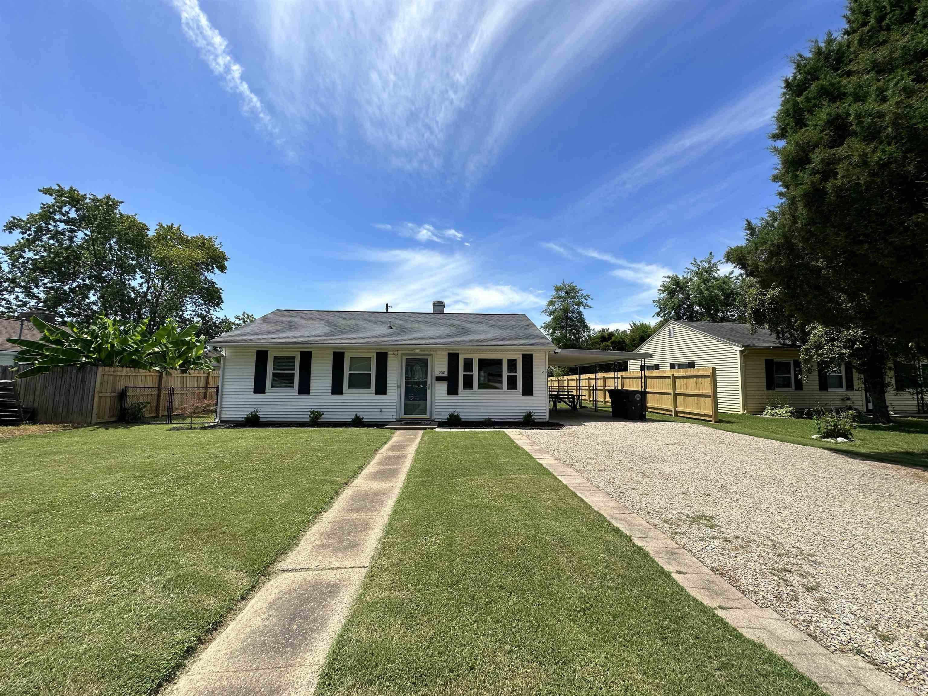 208 Sheridan Road Evansville, IN 47710 - Photo 3 of 24