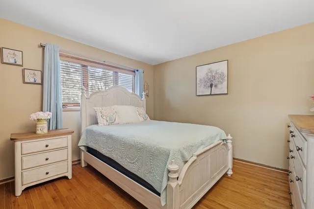 $335,000 | 15602 Violet Court, Unit 31, Orland Park, IL 60462