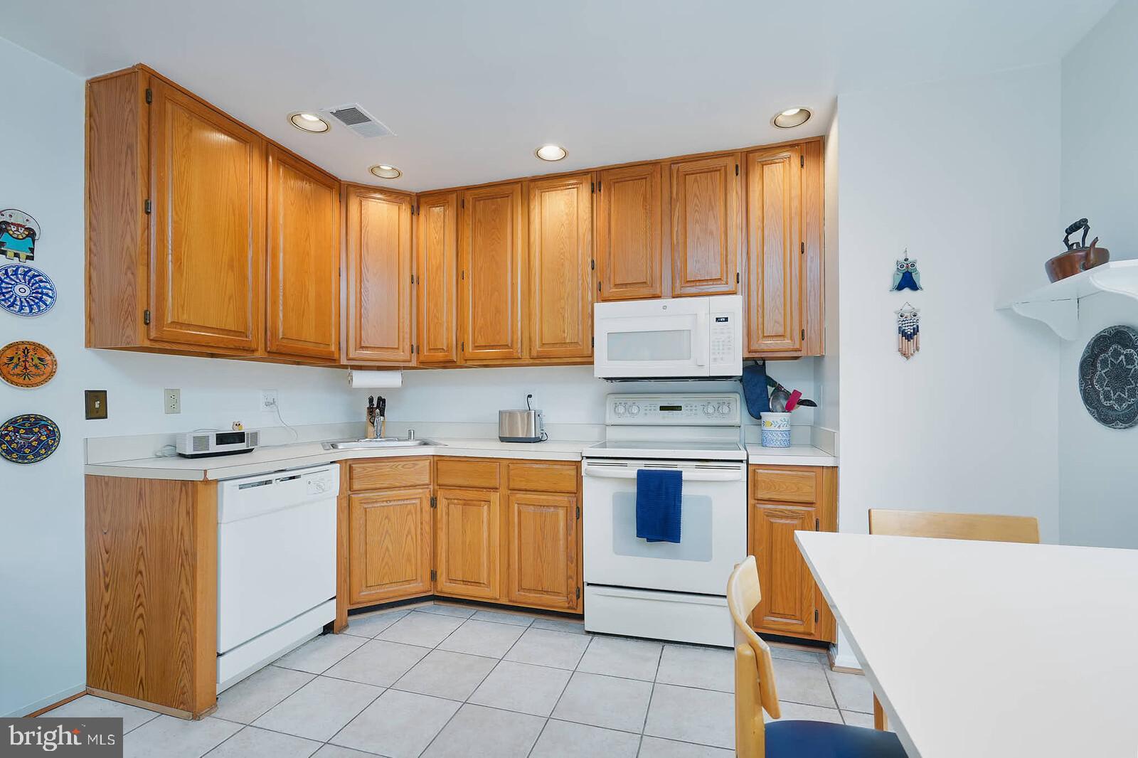 13402 Silver Moon Way Silver Spring, MD 20904 - Photo 11 of 34 Gallery Image 11