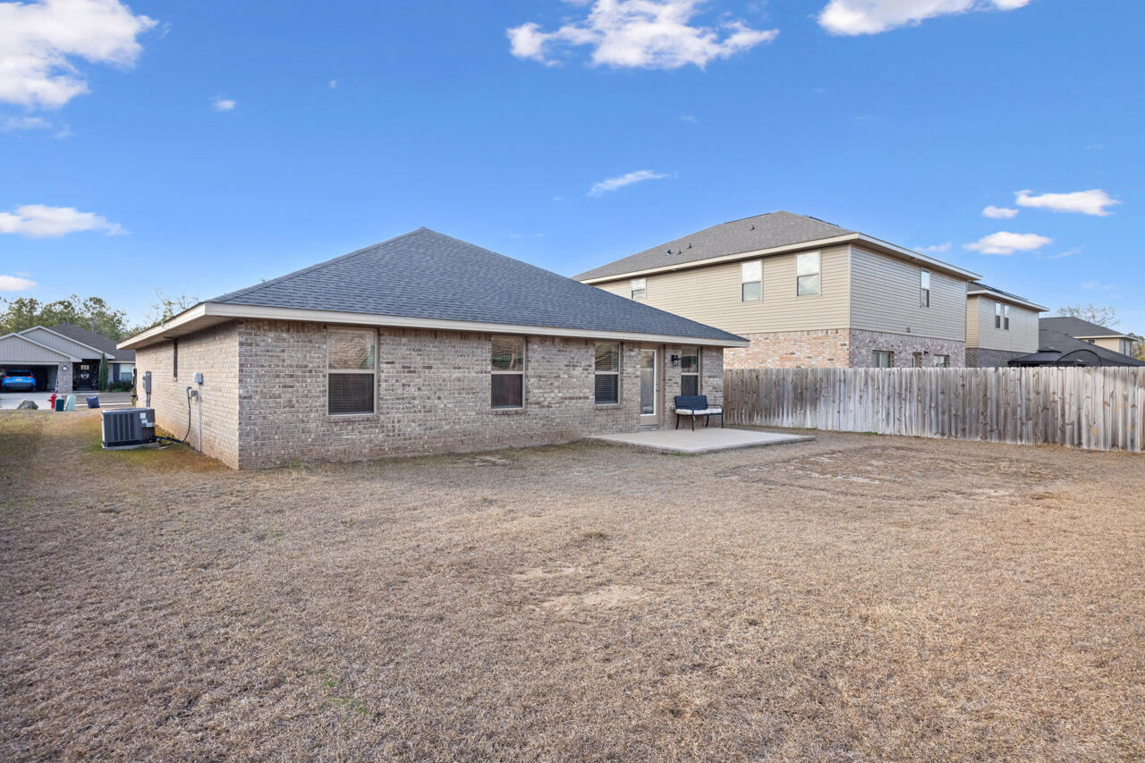 109 Ridgeway Circle Crestview, FL 32536 - Photo 29 of 40 Back Yard