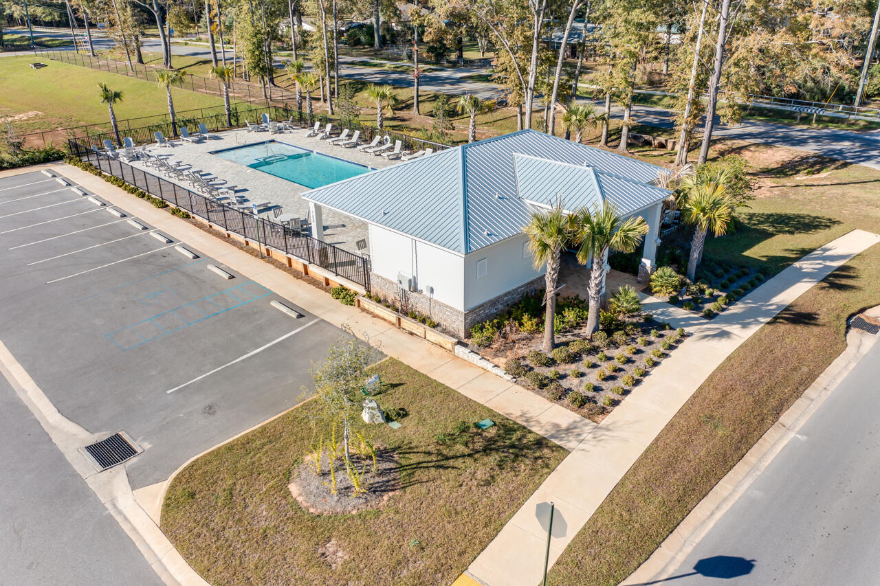 109 Ridgeway Circle Crestview, FL 32536 - Photo 39 of 40 Community Pool