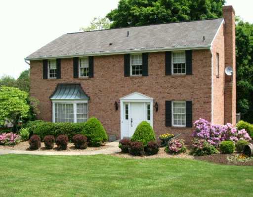 2278 Rochester Road Franklin Park, PA 15237 - Photo 1 of 8 Exterior Front.