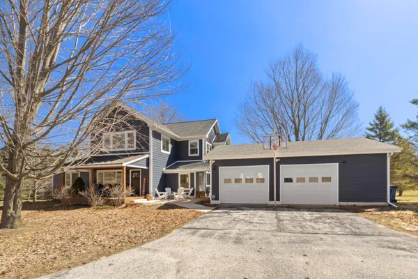 $647,000 | 4457 Maidens Road, Onekama, MI 49675