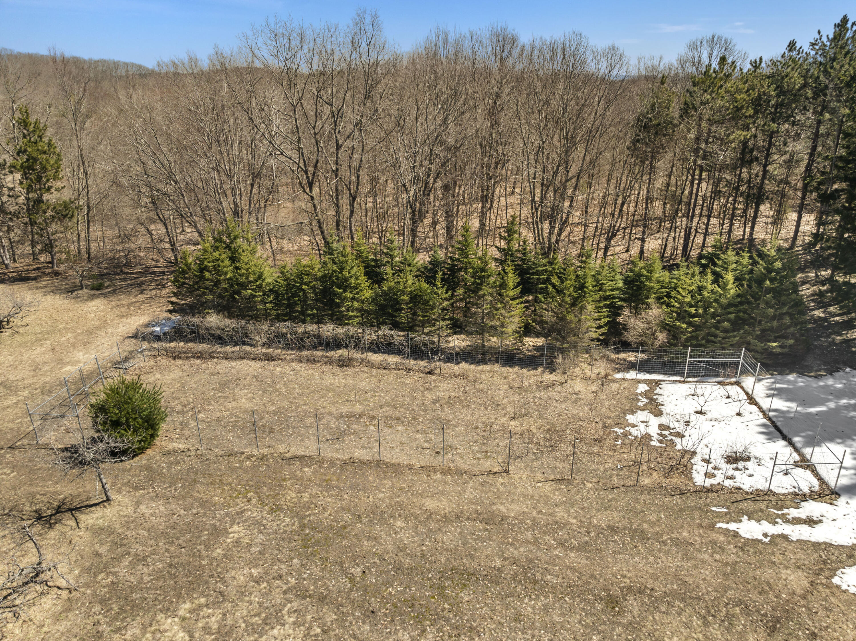 4457 Maidens Road Onekama, MI 49675 - Photo 54 of 56 DJI_20260409130539_0120_D