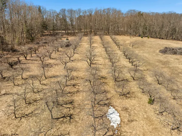 $647,000 | 4457 Maidens Road, Onekama, MI 49675