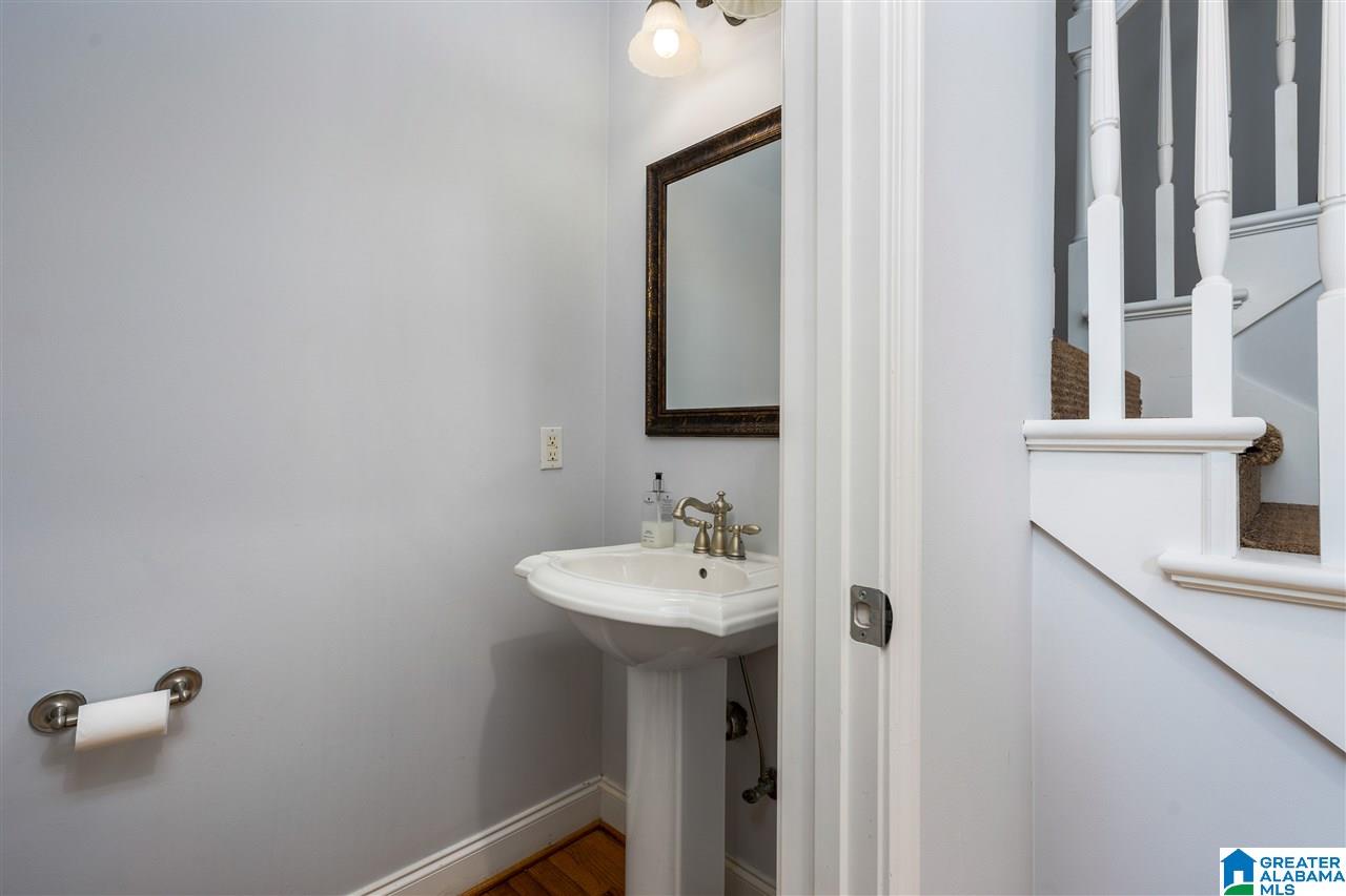 2241 White Way Birmingham, AL 35226 - Photo 22 of 36