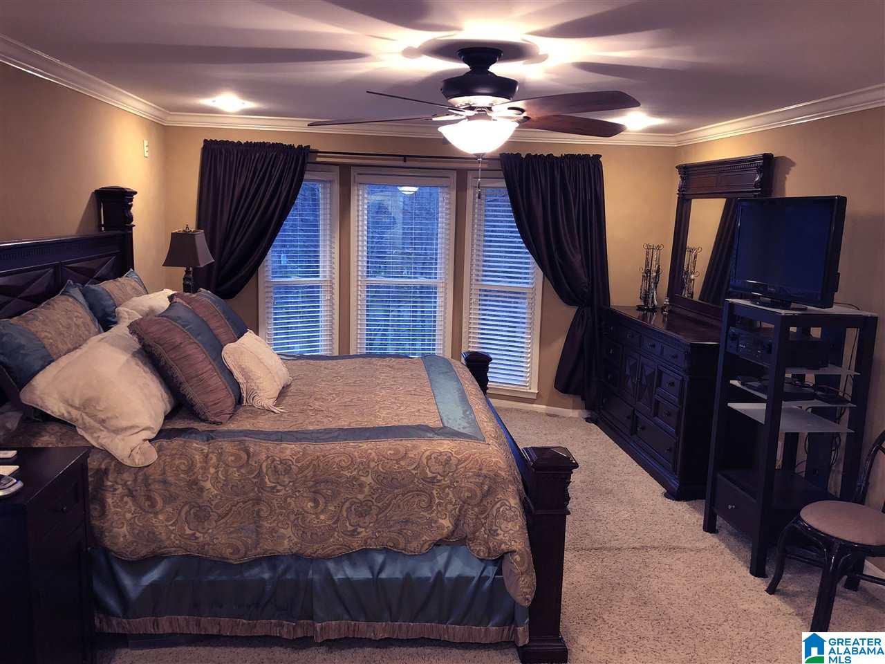 2301 Kristen Circle Pelham, AL 35124 - Photo 13 of 40