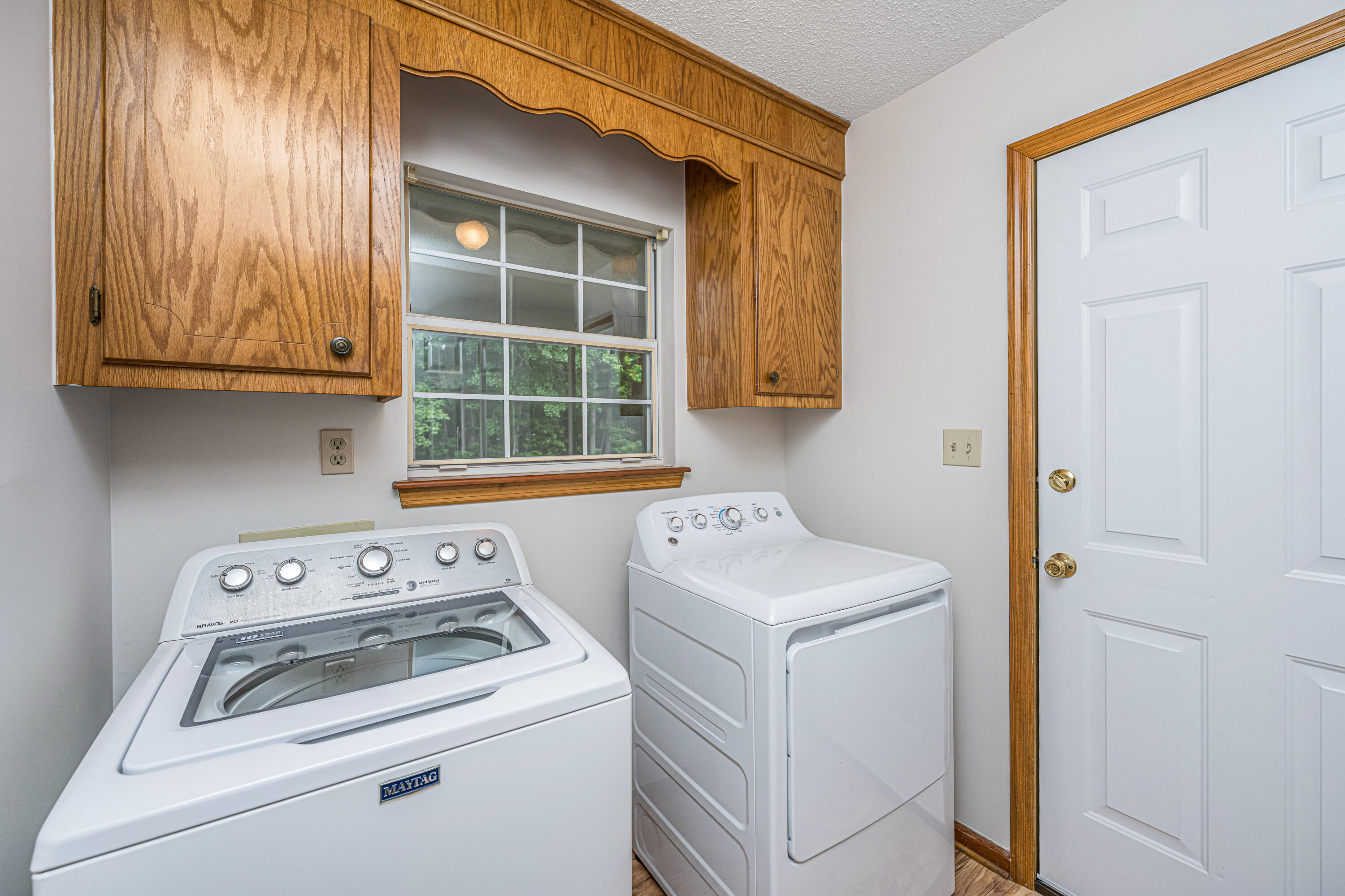 3337 Pinewood Drive Ladson, SC 29456 - Photo 22 of 38 3337PinewoodDr028