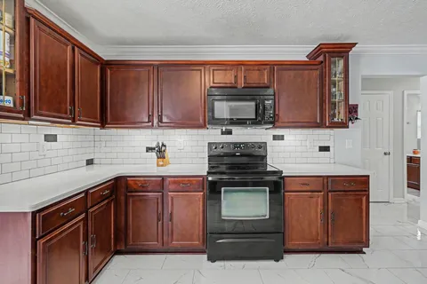 $690,000 | 107 Seven Springs Drive, Mount Juliet, TN 37122