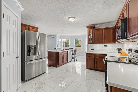 $690,000 | 107 Seven Springs Drive, Mount Juliet, TN 37122