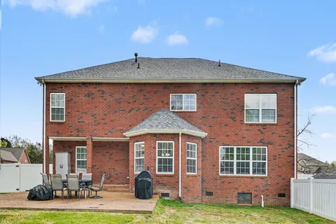 $690,000 | 107 Seven Springs Drive, Mount Juliet, TN 37122
