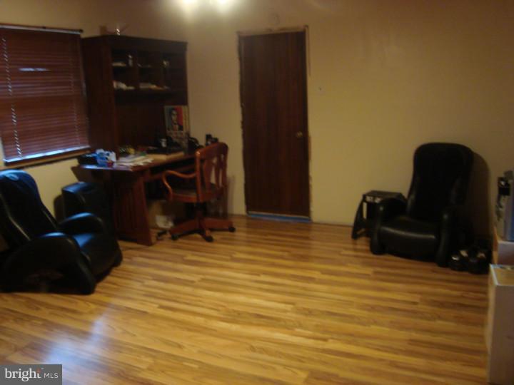 8330 Fenton Road Cheltenham, PA 19038 - Photo 6 of 11 Office / Study