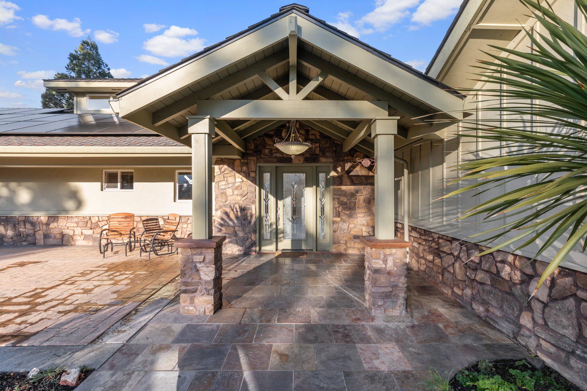 1501 Jackson Road Ashland, OR 97520 - Photo 4 of 61 11-web-or-mls-WCIL5340