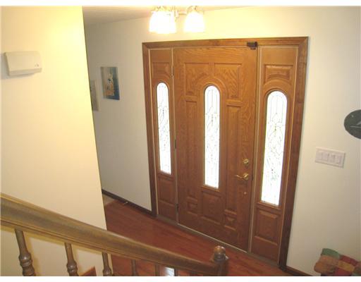 14 Doniport Road Economy, PA 15005 - Photo 17 of 18 Entry/Foyer.