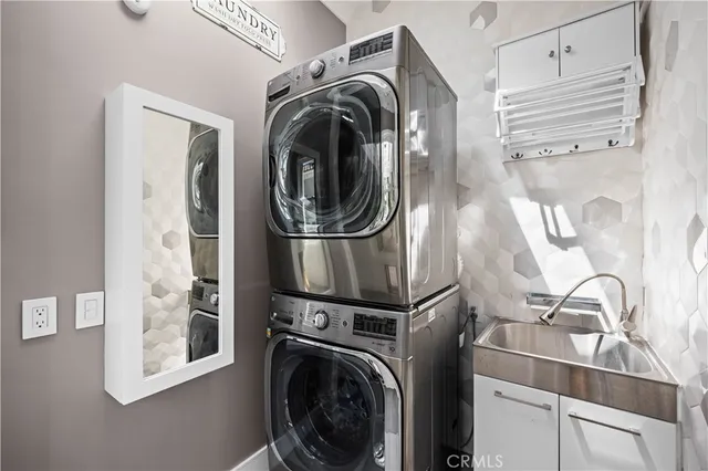 $4,999,888 | 58 Victoria, Newport Beach, CA 92660