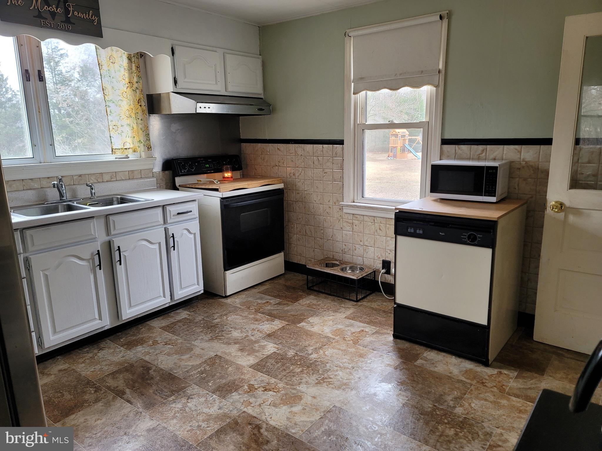 405 Tomlin Road Gibbstown, NJ 08027 - Photo 16 of 26