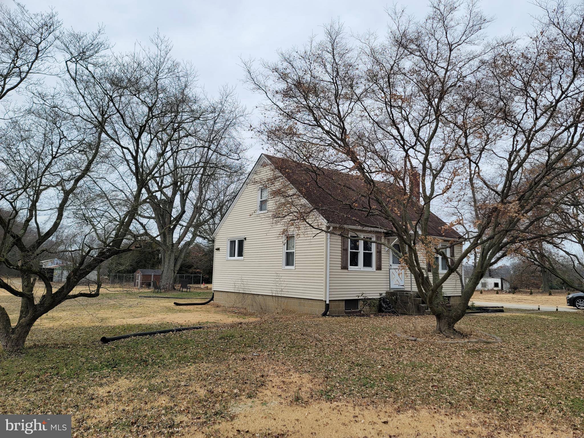 405 Tomlin Road Gibbstown, NJ 08027 - Photo 6 of 26