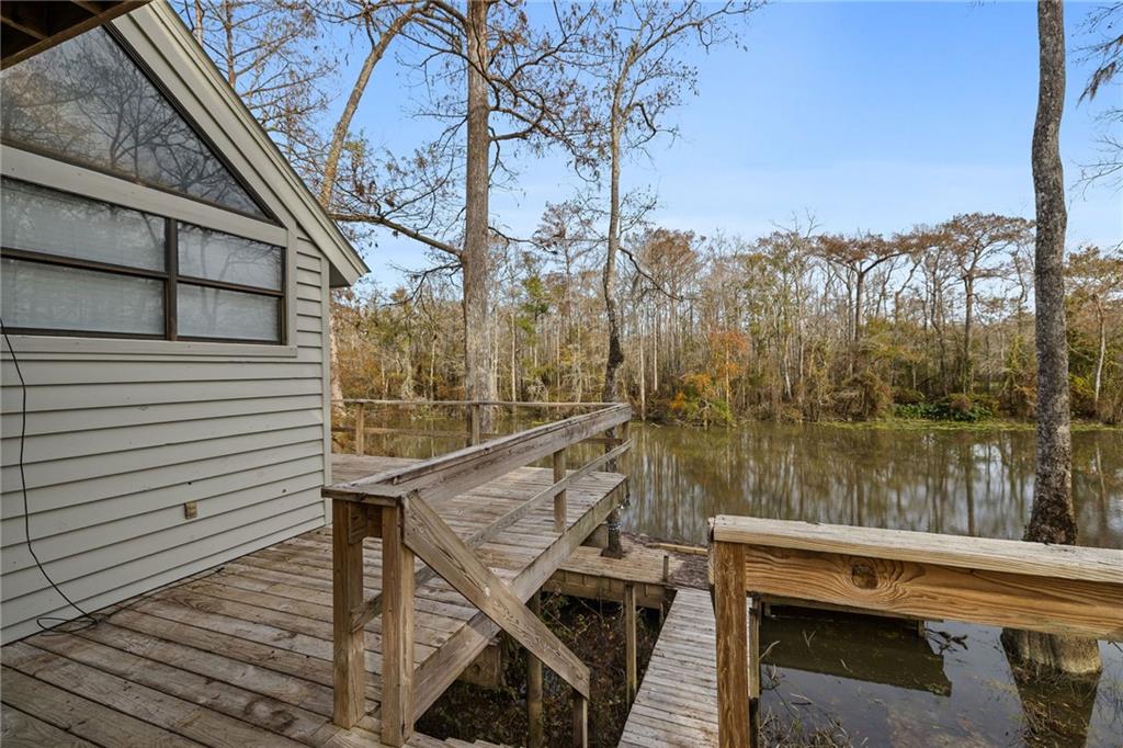 28325 Ridge Lane Springfield, LA 70462 - Photo 11 of 32
