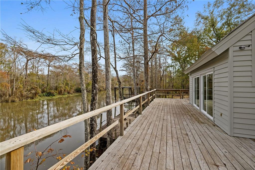 28325 Ridge Lane Springfield, LA 70462 - Photo 9 of 32