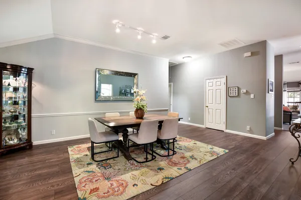 $519,900 | 910 Whitewing Drive, Cedar Park, TX 78613