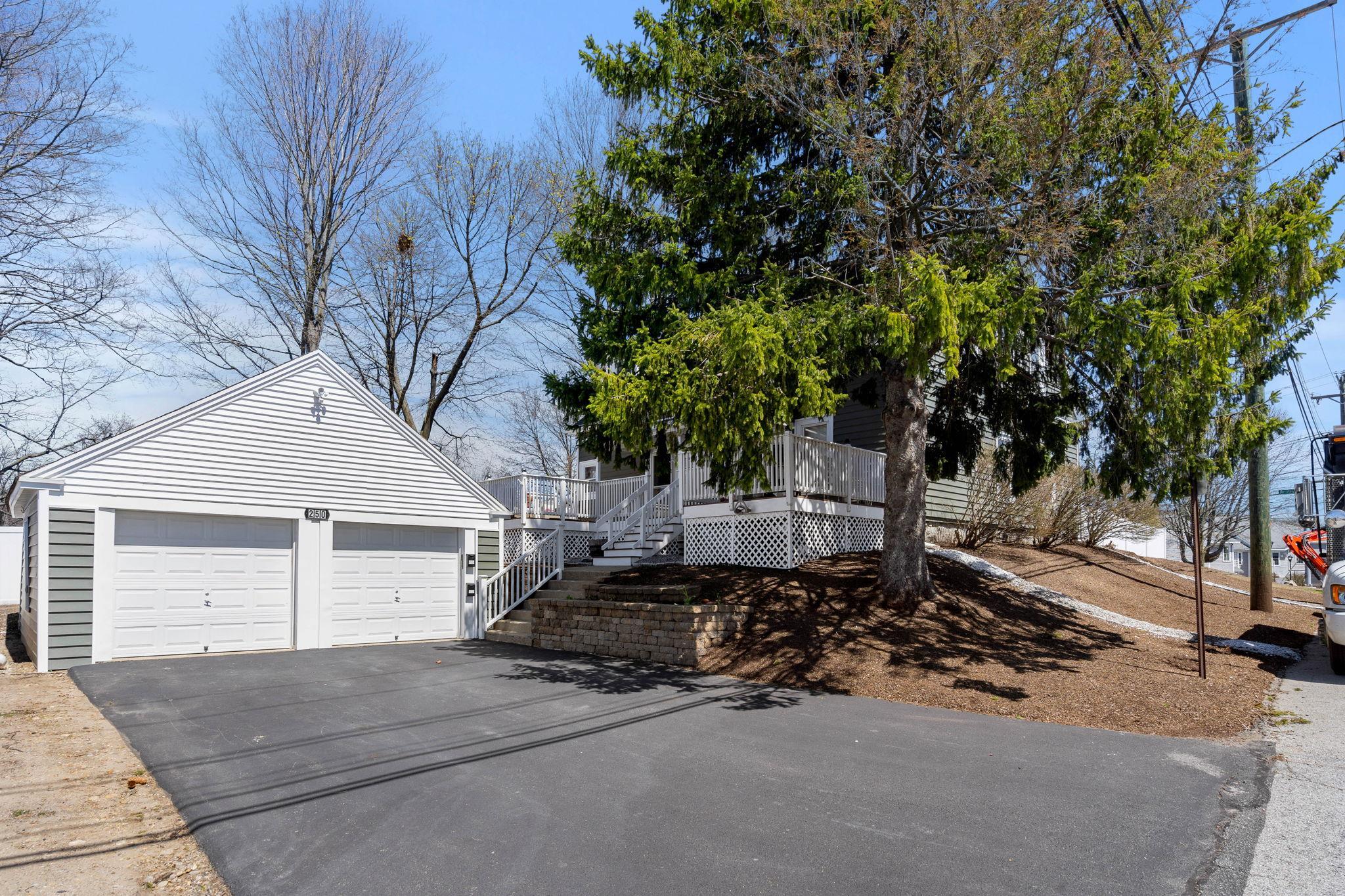 250 Tarrytown Road Manchester, NH 03103 - Photo 18 of 24