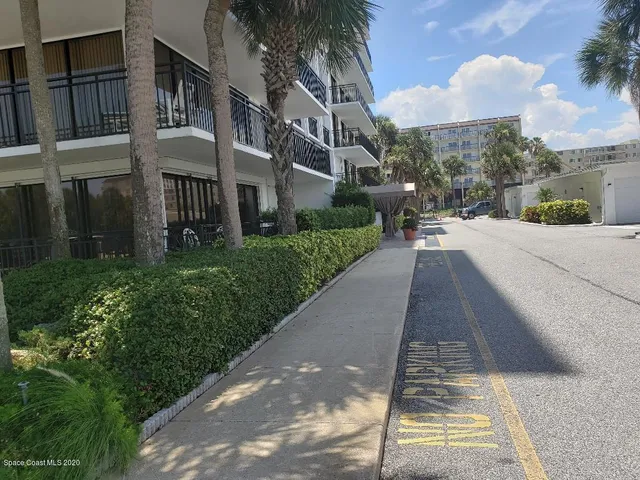$4,000 | 2100 North Atlantic Avenue, Unit 802, Cocoa Beach, FL 32931