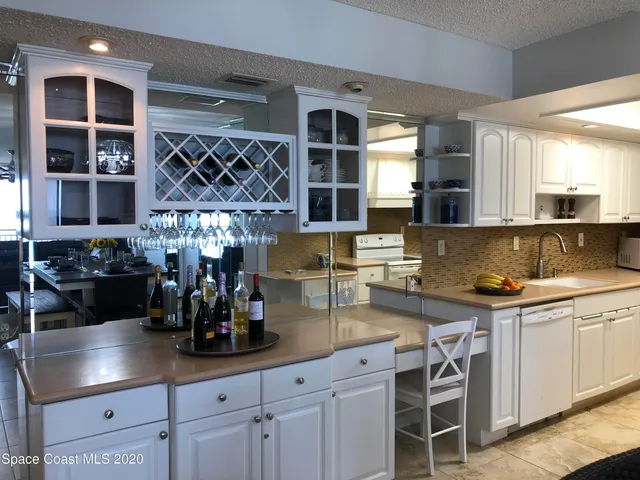 $4,000 | 2100 North Atlantic Avenue, Unit 802, Cocoa Beach, FL 32931