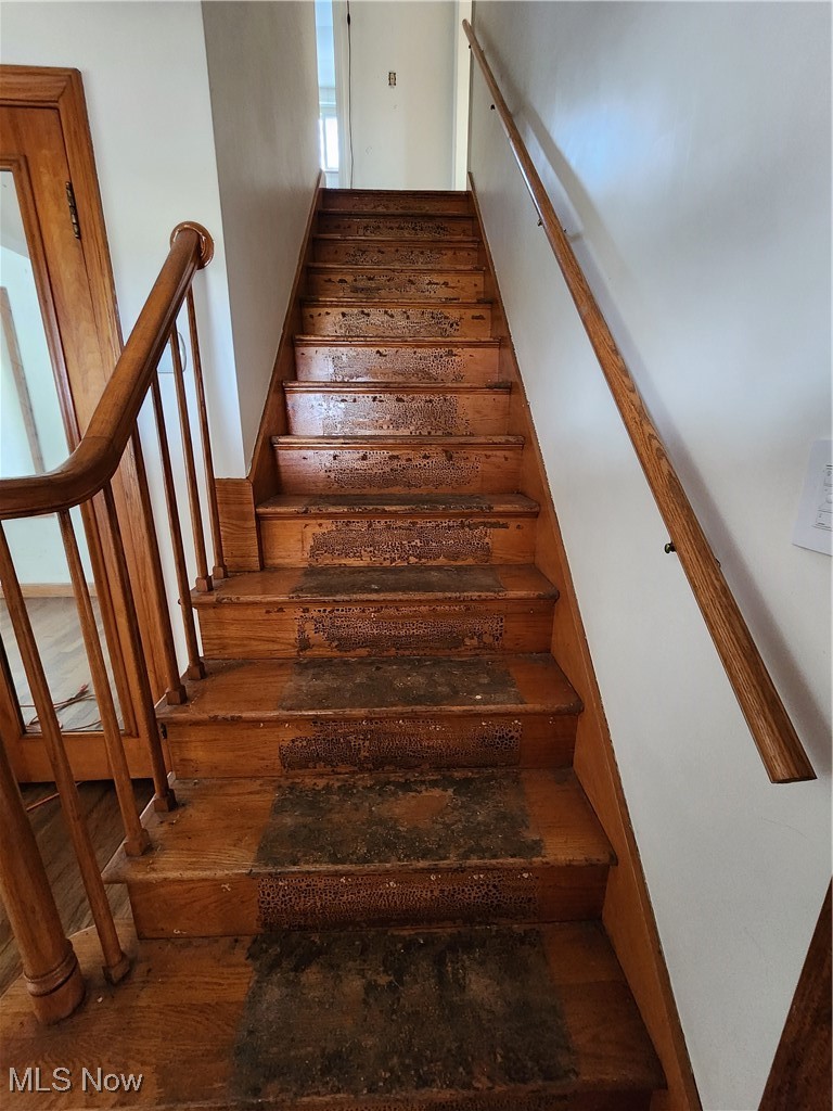 90575 Kilgore Ridge Road Scio, OH 43988 - Photo 20 of 40 Staircase featuring hardwood / wood-style floors